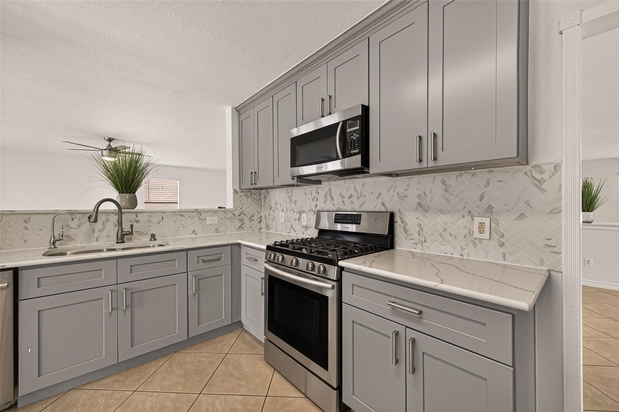 3111 Lantern Bay Lane