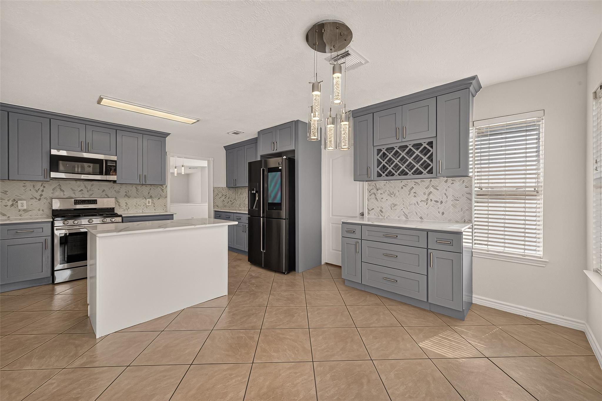 3111 Lantern Bay Lane