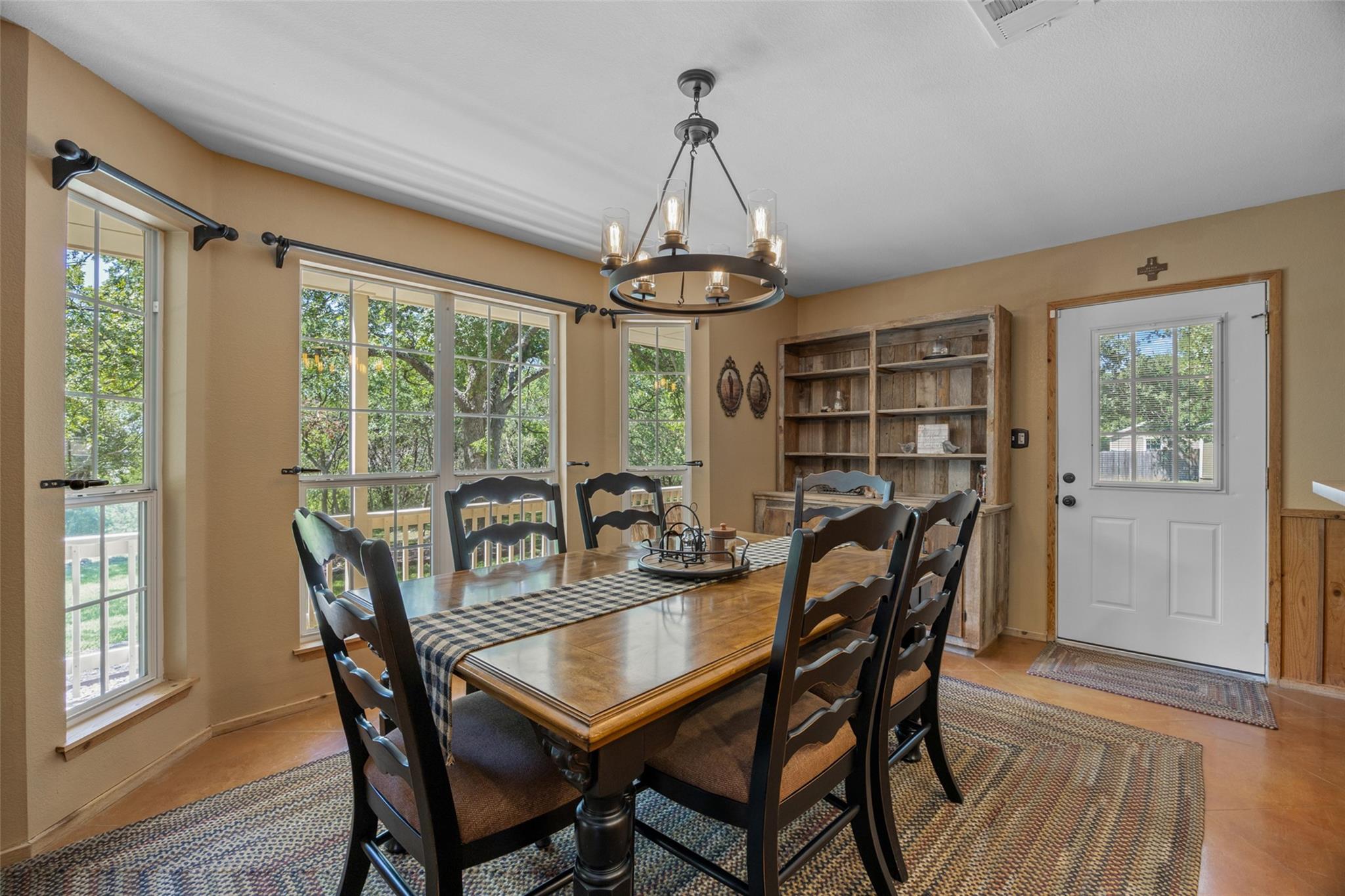 107 Draper Lane