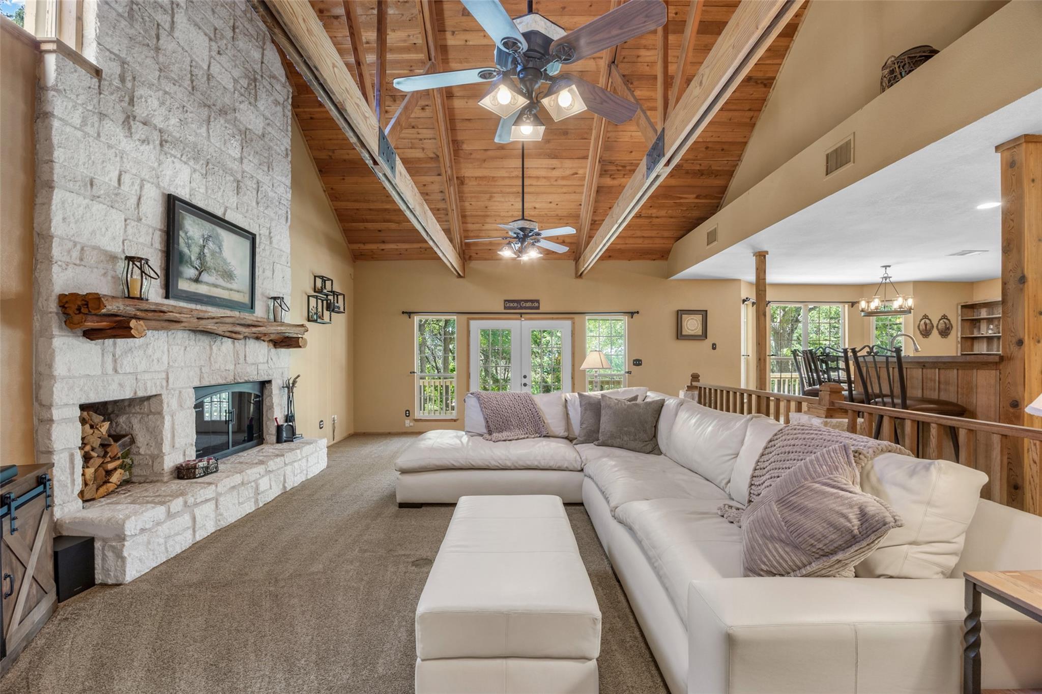 107 Draper Lane