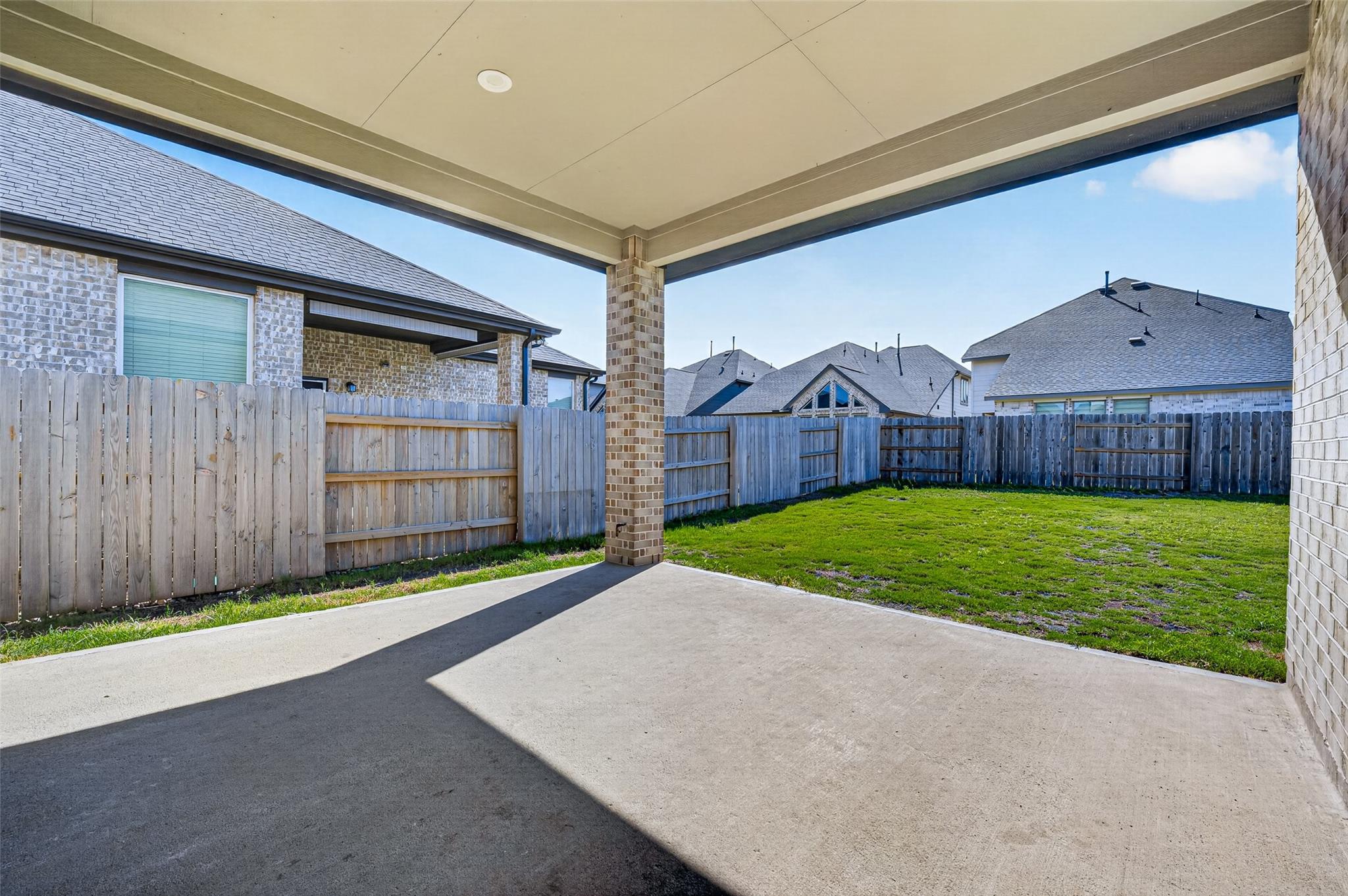 7219 Bayberry Crescent Lane
