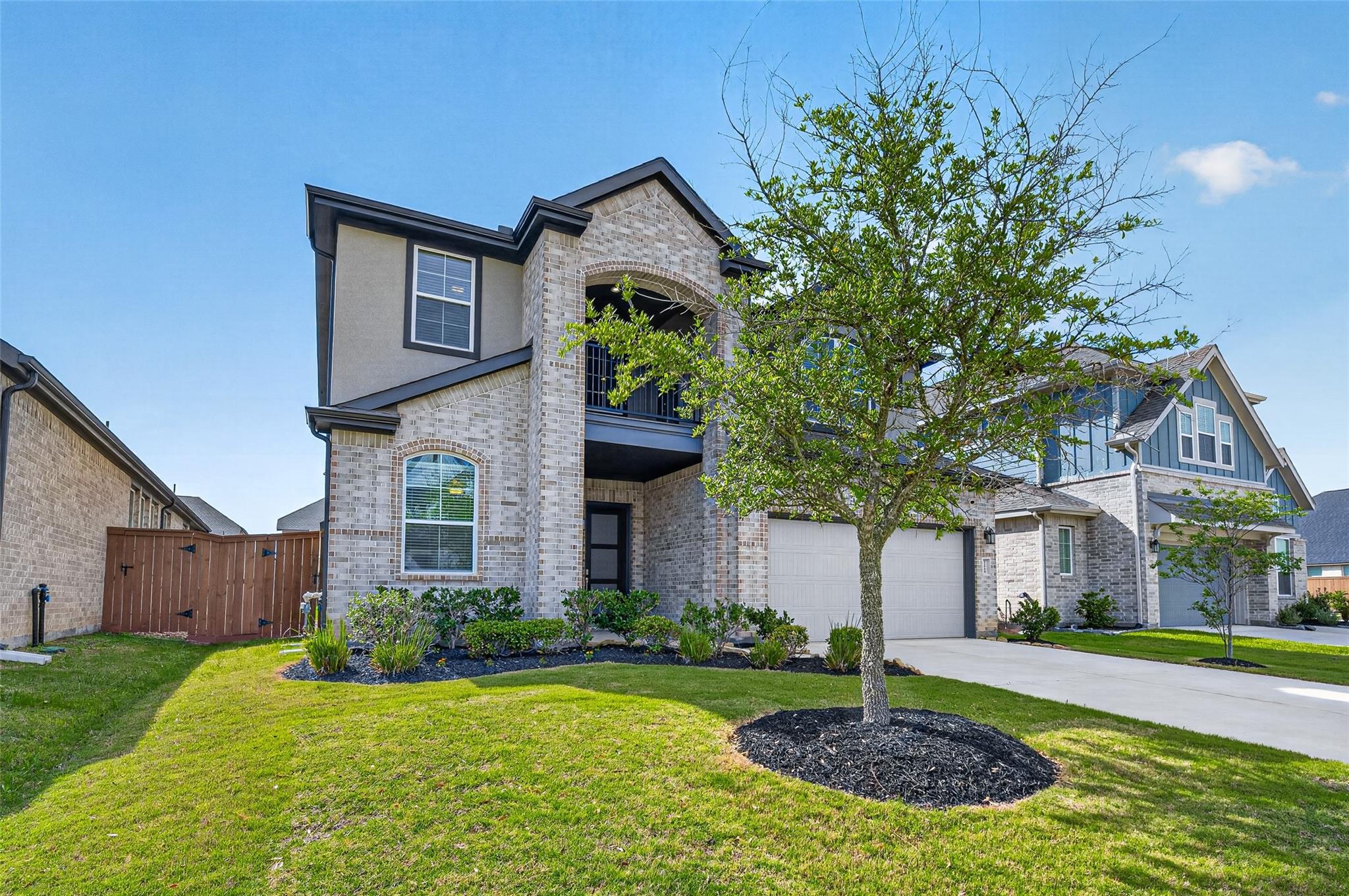 7219 Bayberry Crescent Lane