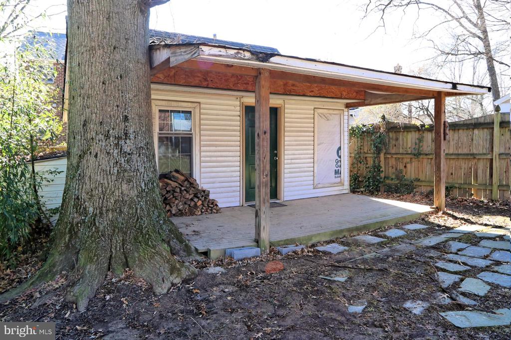 5016 N CARLIN SPRINGS ROAD