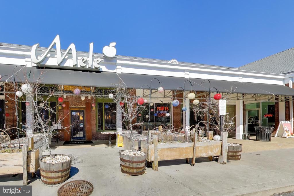 1881 N NASH STREET N Unit: 1403