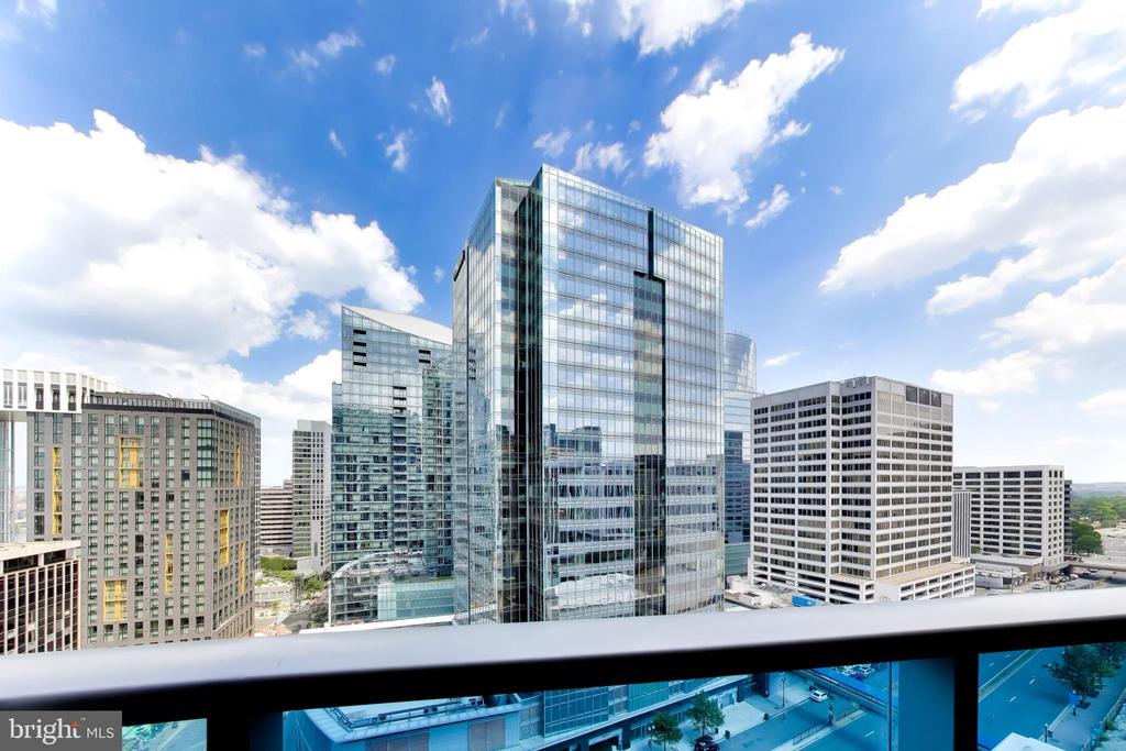 1881 N NASH STREET N Unit: 1403