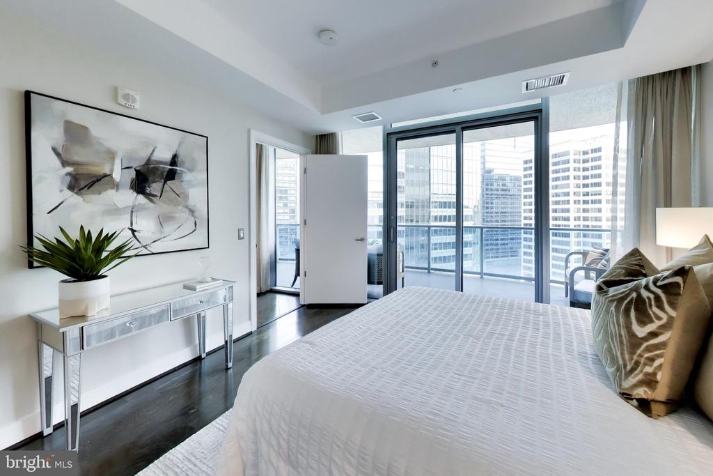 1881 N NASH STREET N Unit: 1403