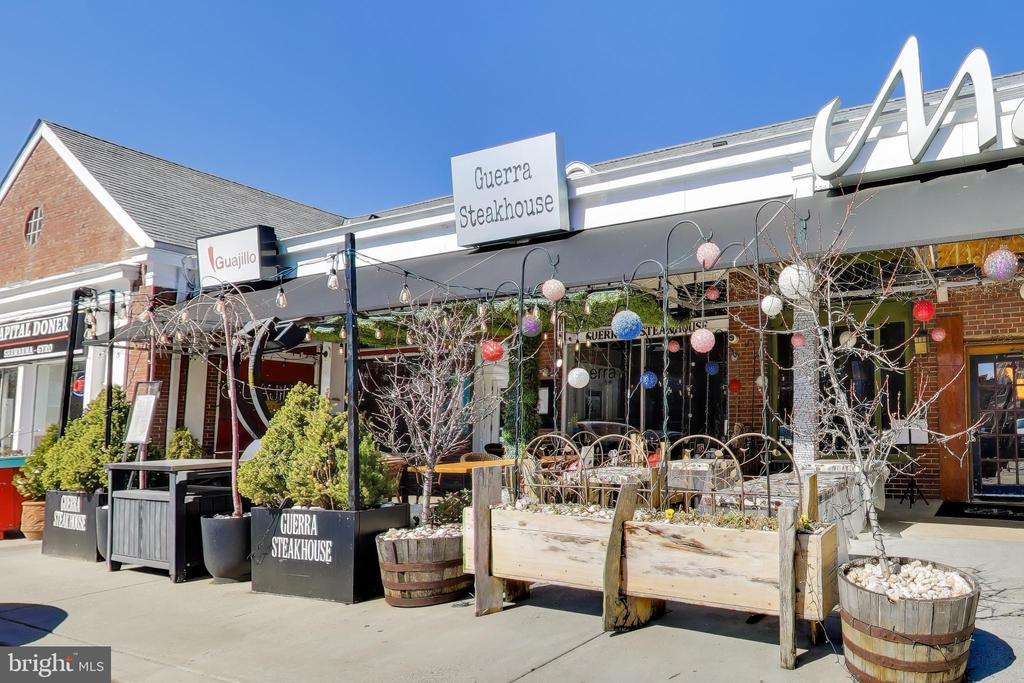 1881 N NASH STREET N Unit: 1403