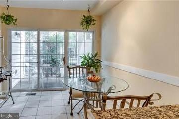 1587 LEEDS CASTLE DR #102,FAIRFAX Unit: 102