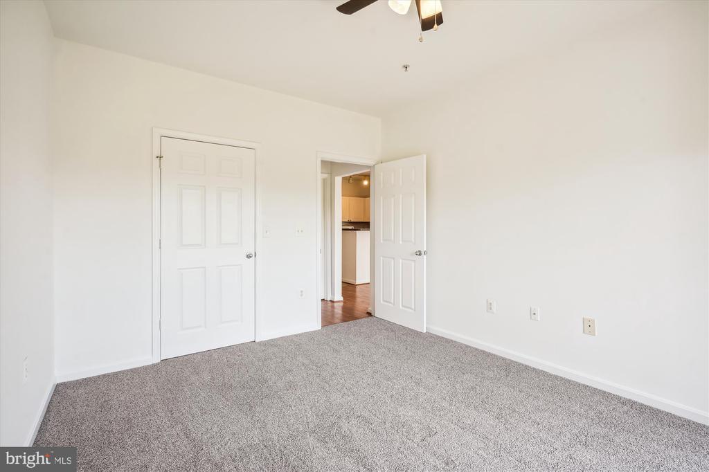 11350 ARISTOTLE DRIVE Unit: 7-202