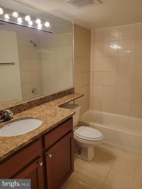 2230 GEORGE C MARSHALL DR #304,FAIRFAX Unit: 304