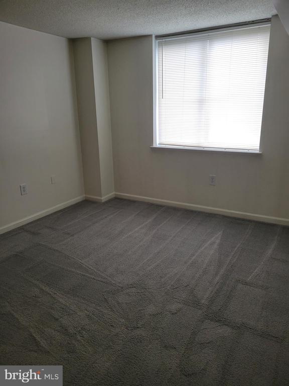 2230 GEORGE C MARSHALL DR #304,FAIRFAX Unit: 304