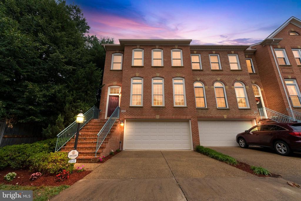 8048 KIDWELL TOWN COURT