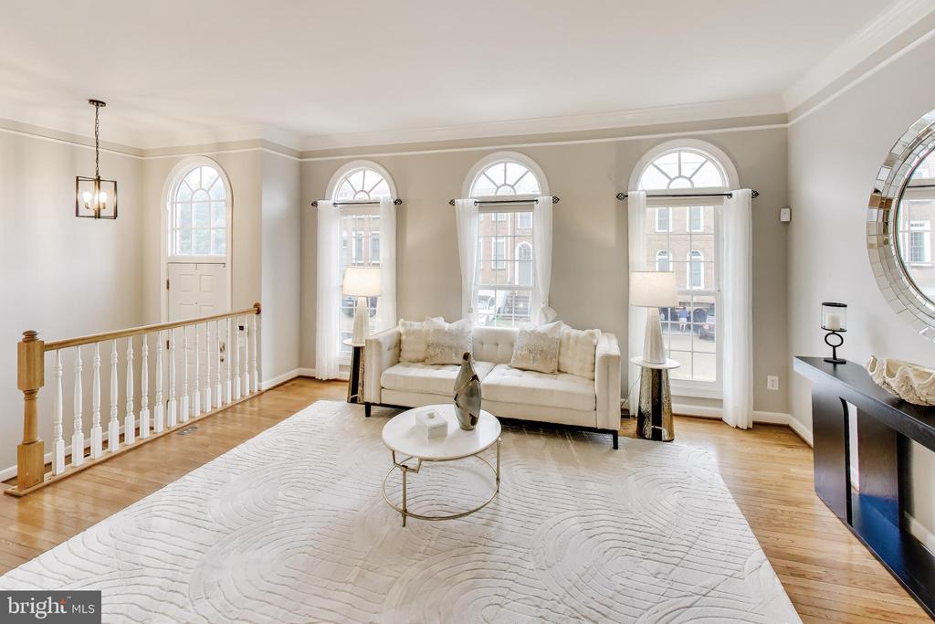 8026 KIDWELL TOWN COURT