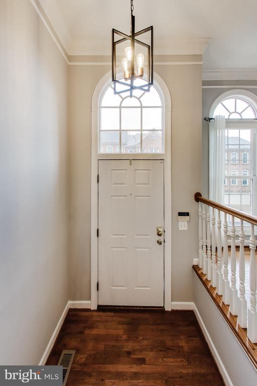 8026 KIDWELL TOWN COURT