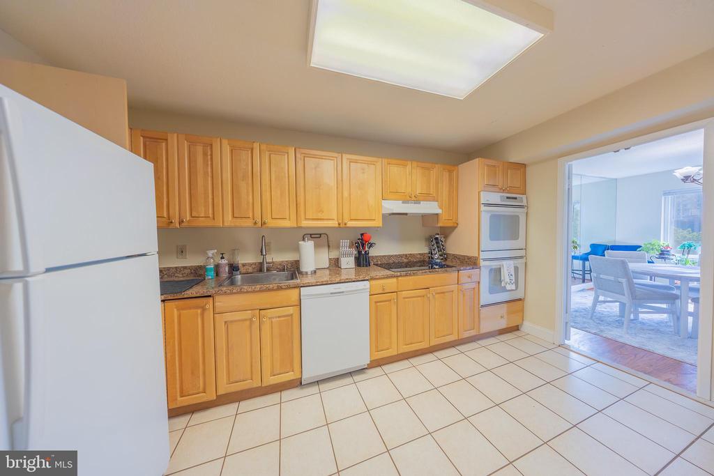 8370 GREENSBORO DRIVE Unit: 908