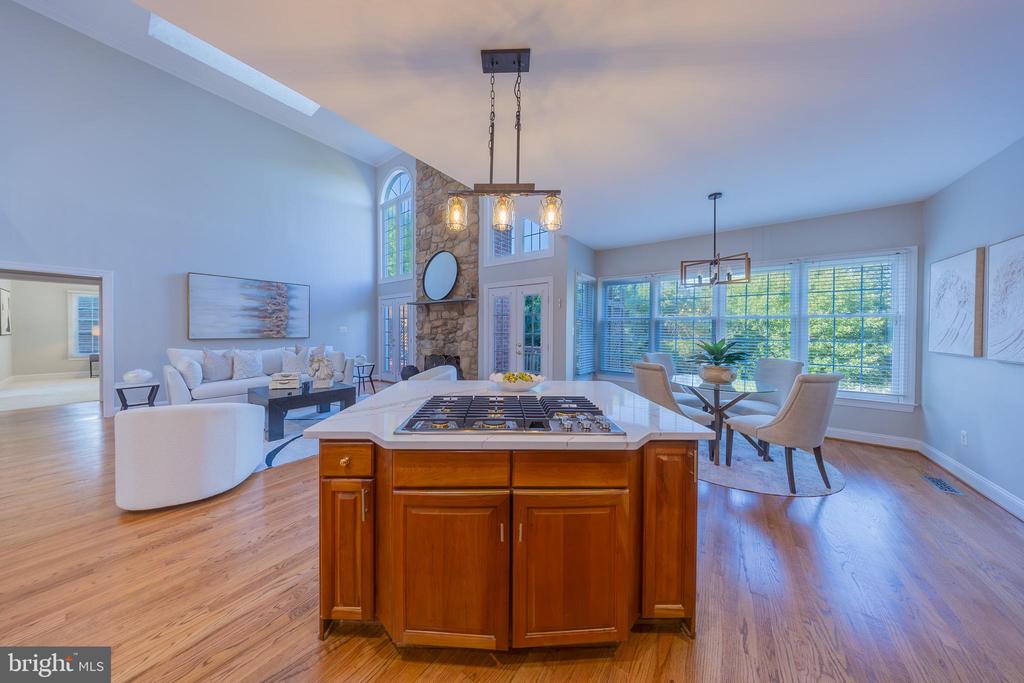 12500 FALKIRK DRIVE