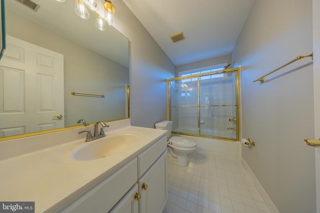 12500 FALKIRK DRIVE