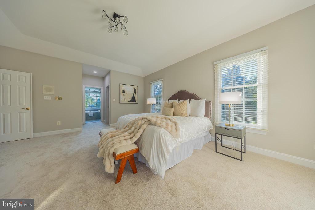 12500 FALKIRK DRIVE