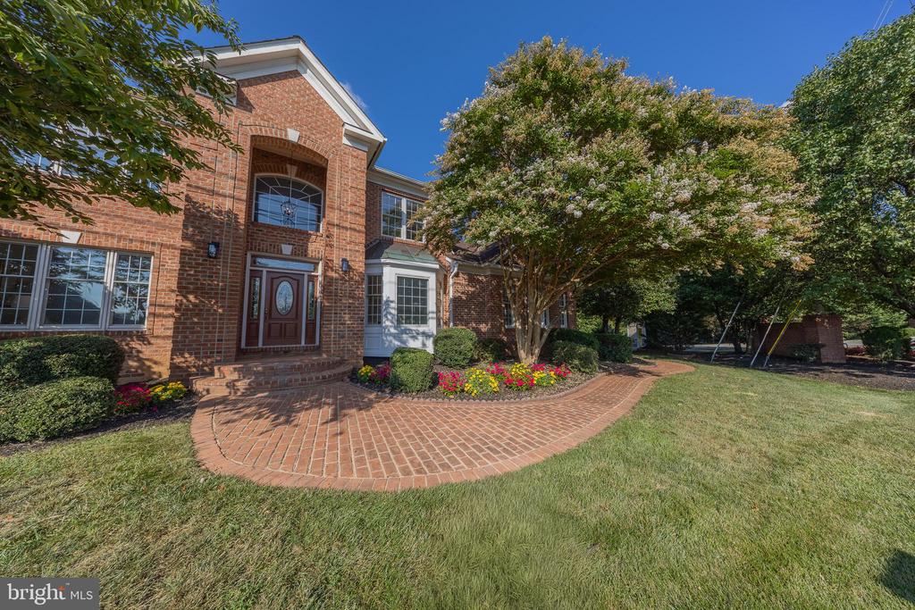 12500 FALKIRK DRIVE