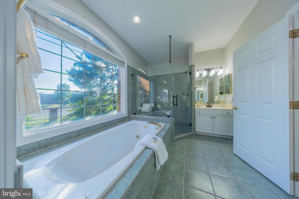 12500 FALKIRK DRIVE