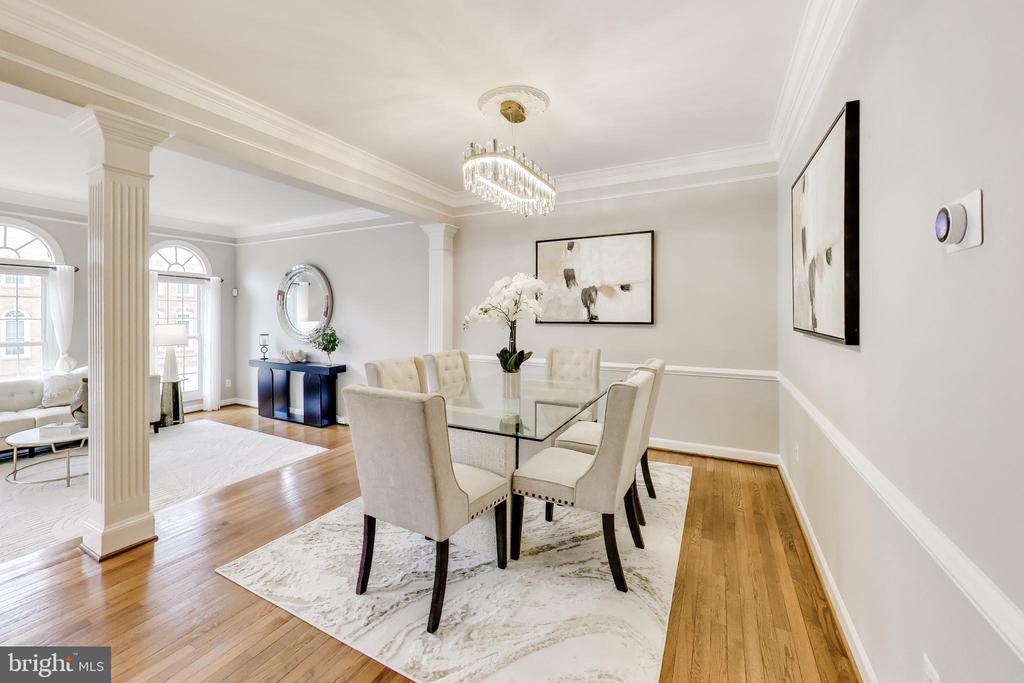 8026 KIDWELL TOWN COURT