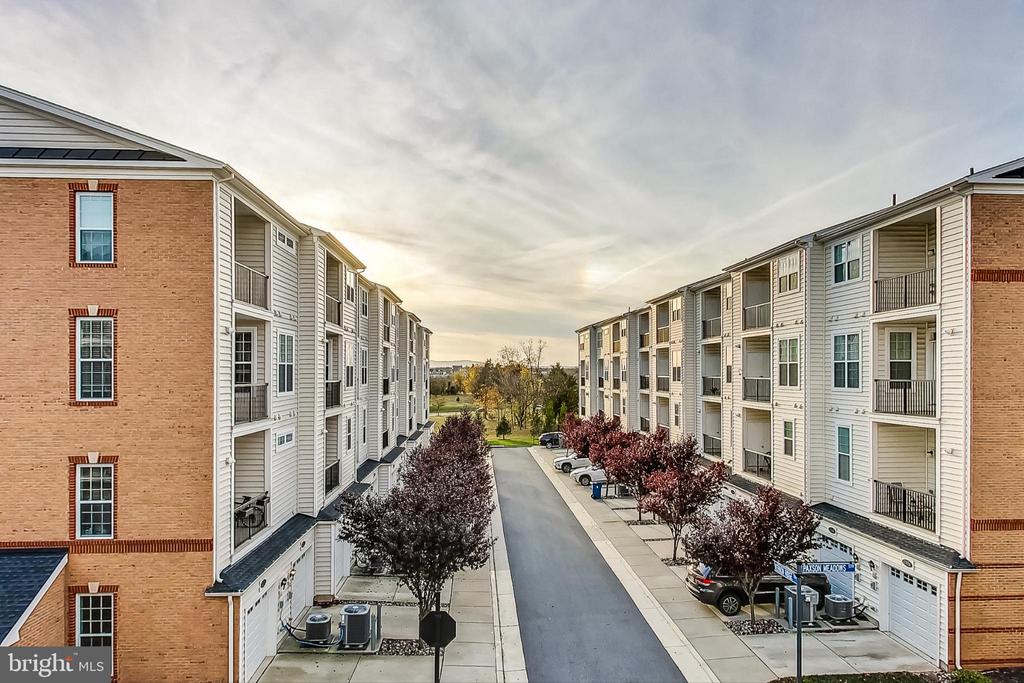 23473 BELVOIR WOODS TER,LOUDOUN