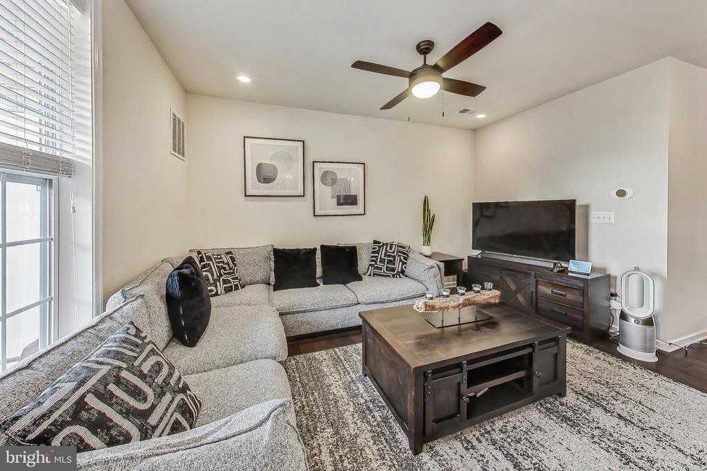 23473 BELVOIR WOODS TER,LOUDOUN