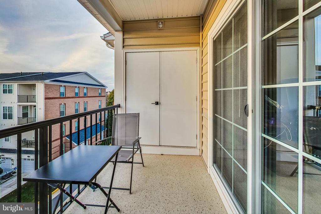 23473 BELVOIR WOODS TER,LOUDOUN