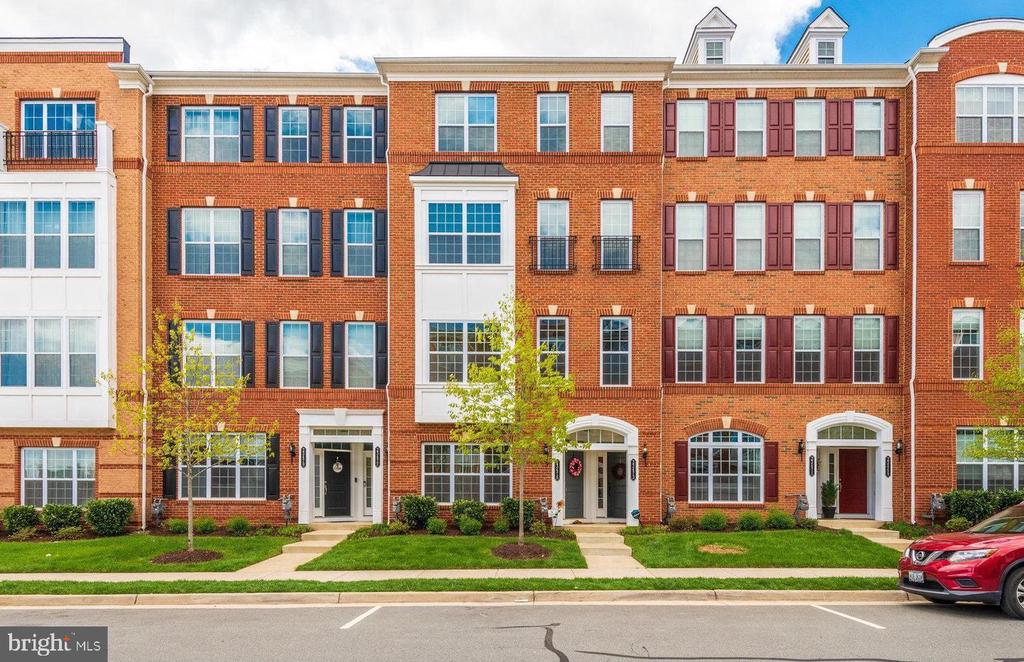 23473 BELVOIR WOODS TER,LOUDOUN