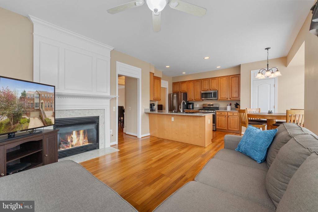 20900 TRINITY SQ,LOUDOUN