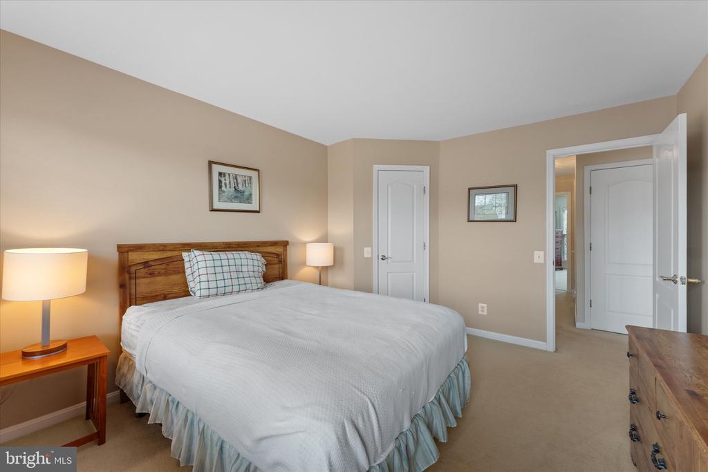 20900 TRINITY SQ,LOUDOUN