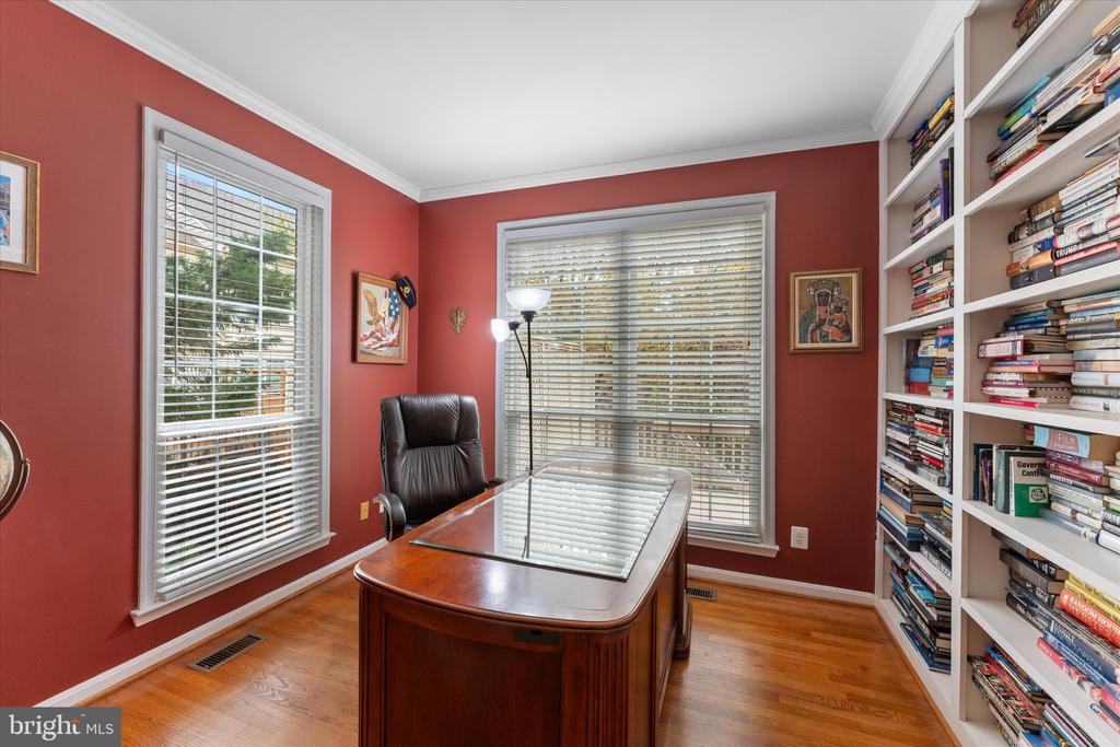 20900 TRINITY SQ,LOUDOUN