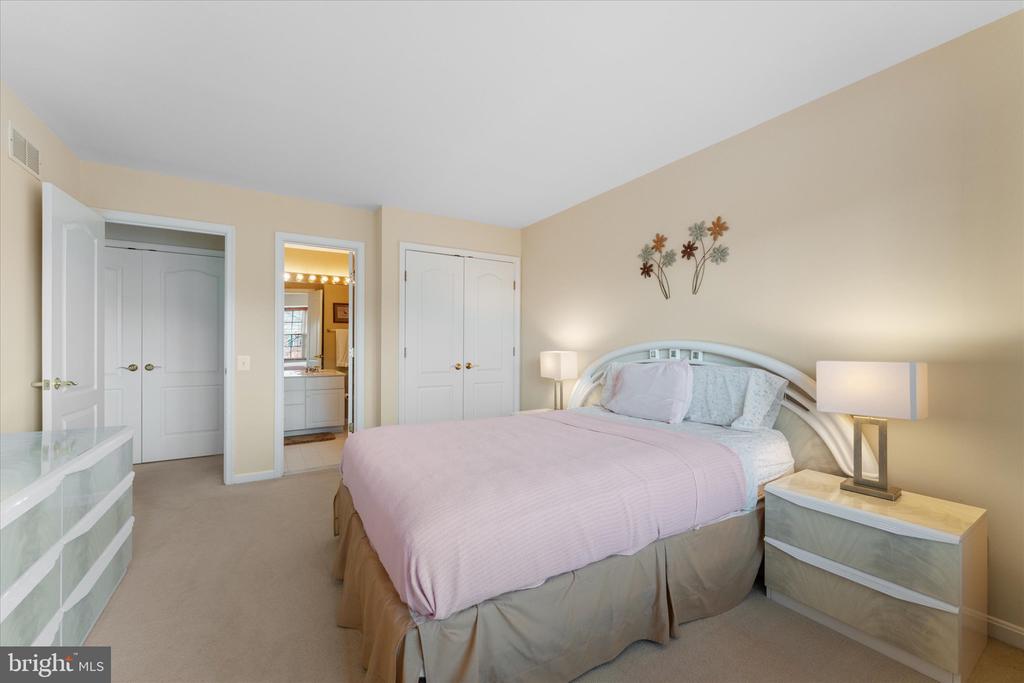 20900 TRINITY SQ,LOUDOUN
