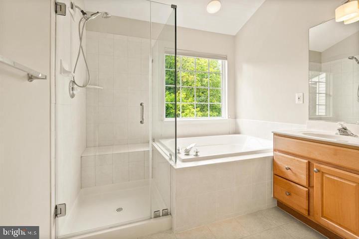 43093 FOREST EDGE SQ,LOUDOUN