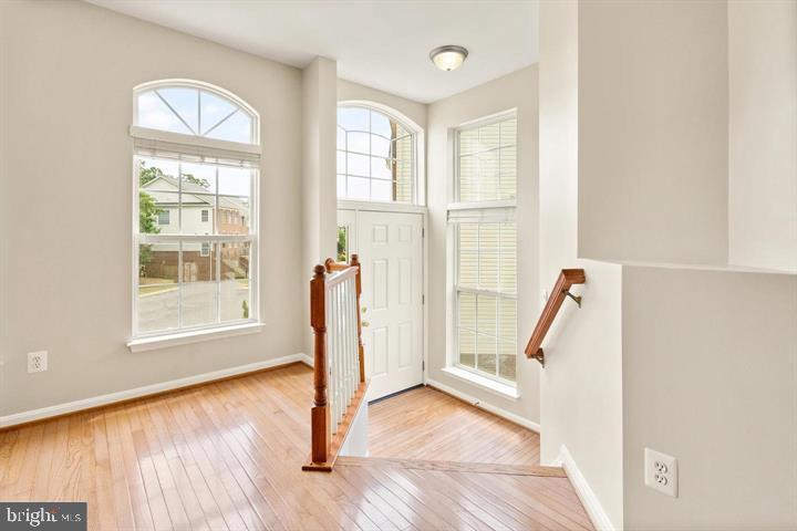 43093 FOREST EDGE SQ,LOUDOUN