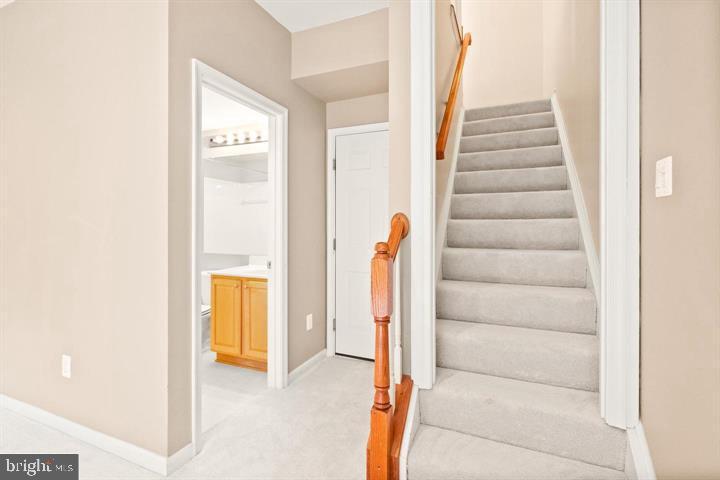 43093 FOREST EDGE SQ,LOUDOUN