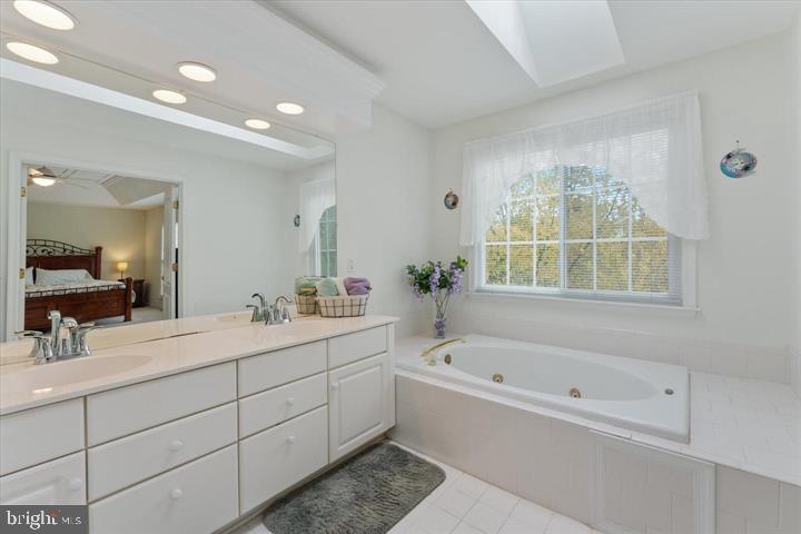 20900 TRINITY SQ,LOUDOUN