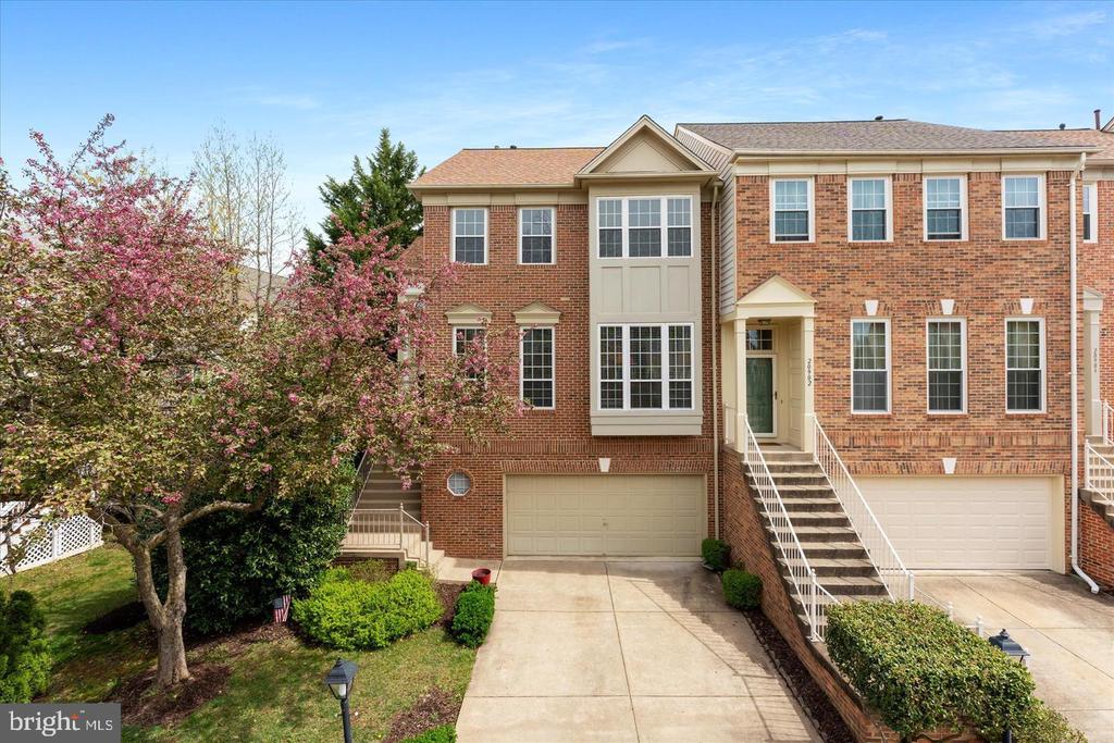 20900 TRINITY SQ,LOUDOUN