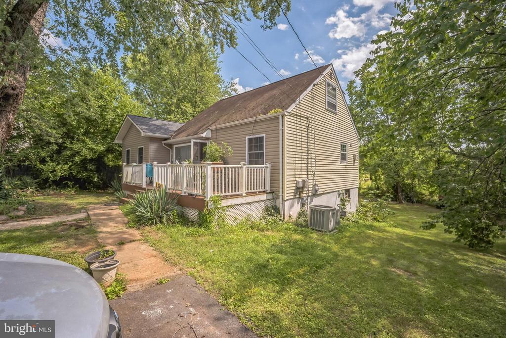 7610 ALBEMARLE DR,PRINCE WILLIAM