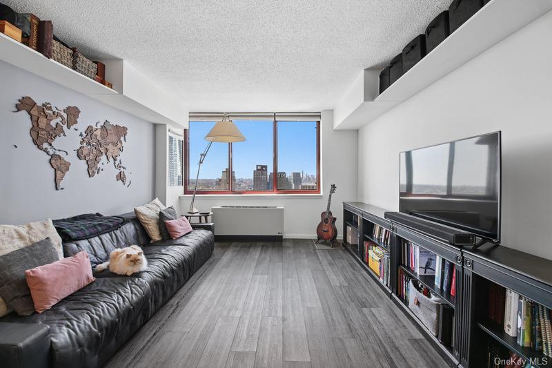 4-74 48th Avenue Unit: PH1H