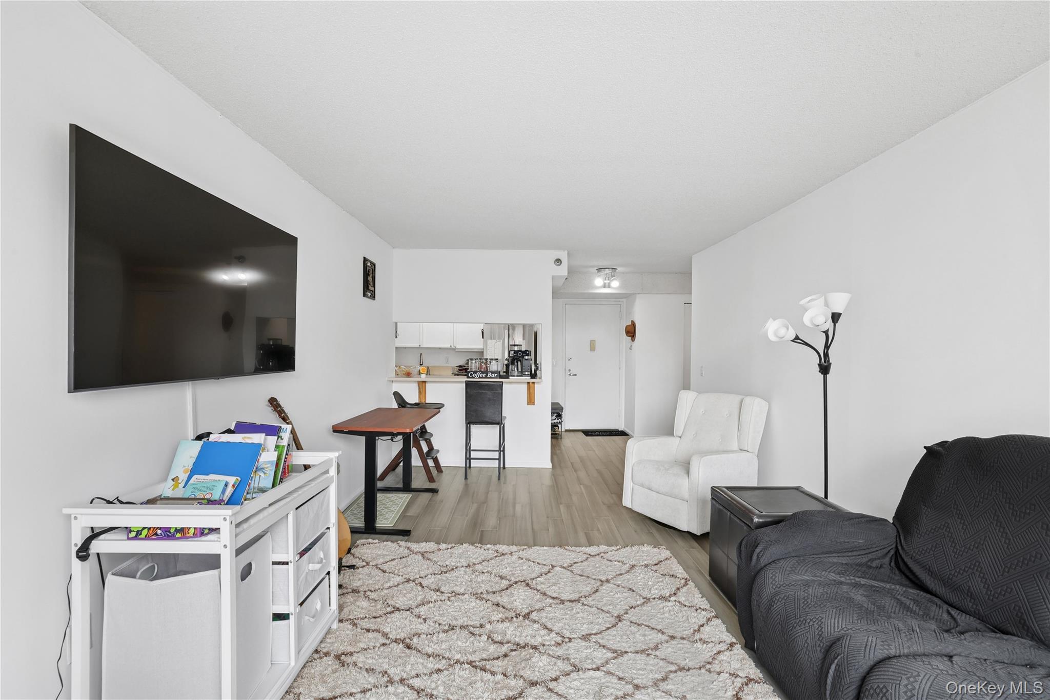 4-74 48th Avenue Unit: 14M