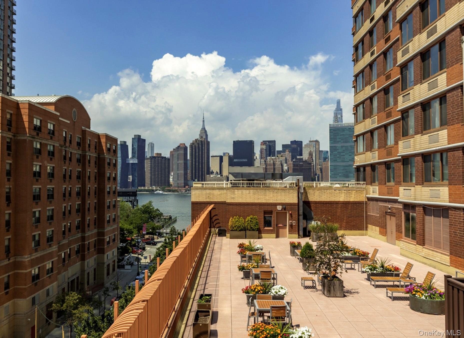 4-74 48th Avenue Unit: 35E