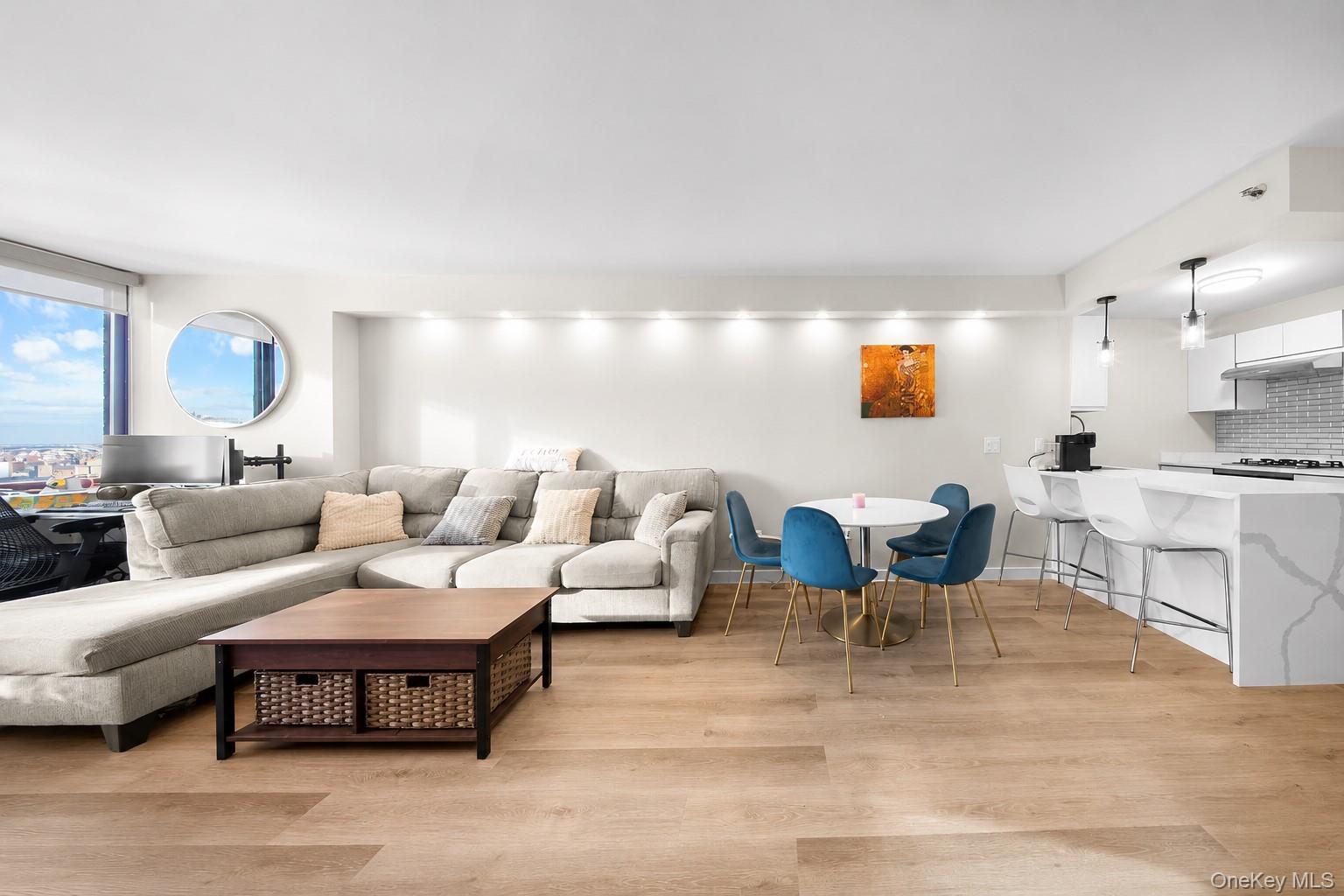 4-74 48th Avenue Unit: 35E