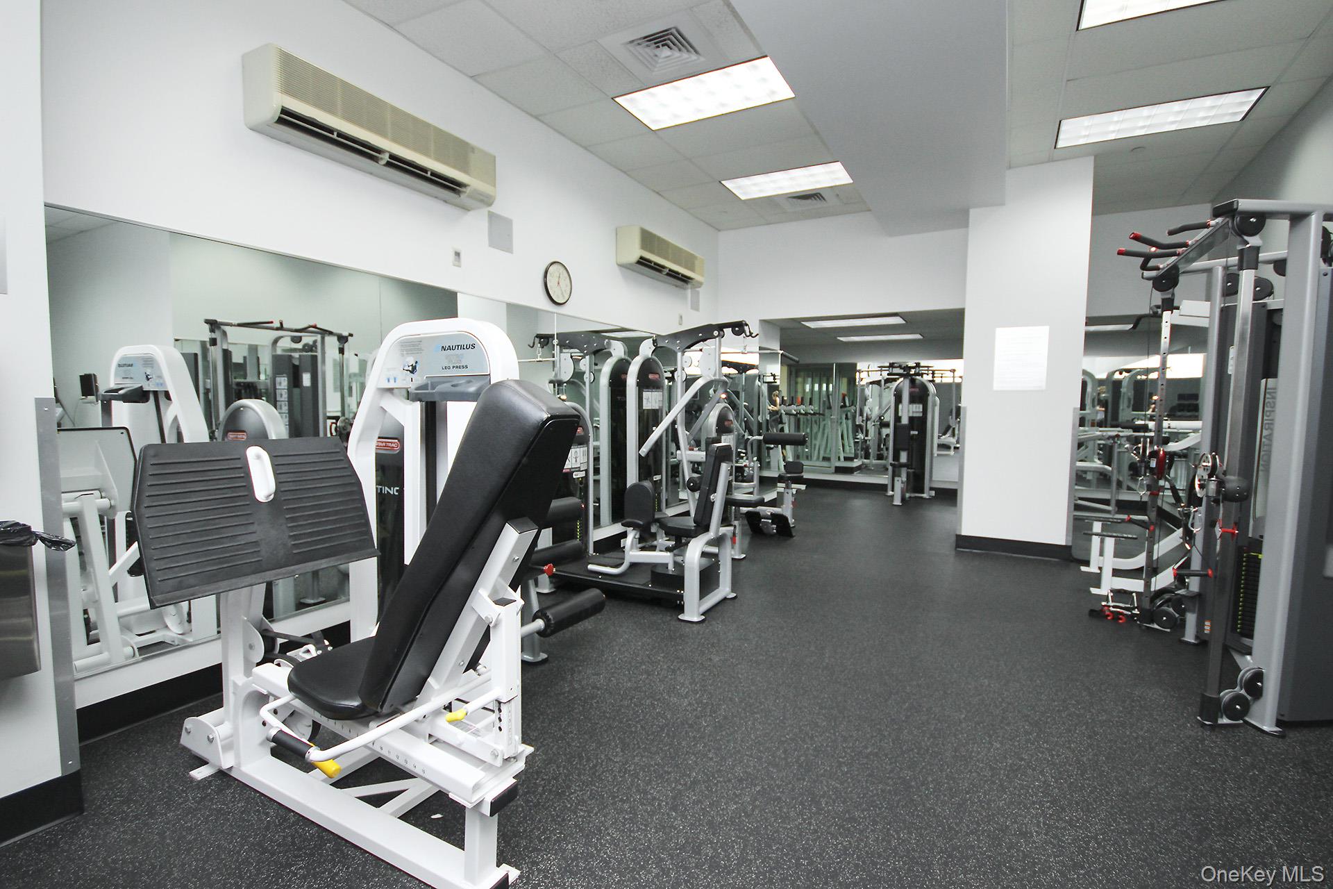 4-74 48th Avenue Unit: 35E