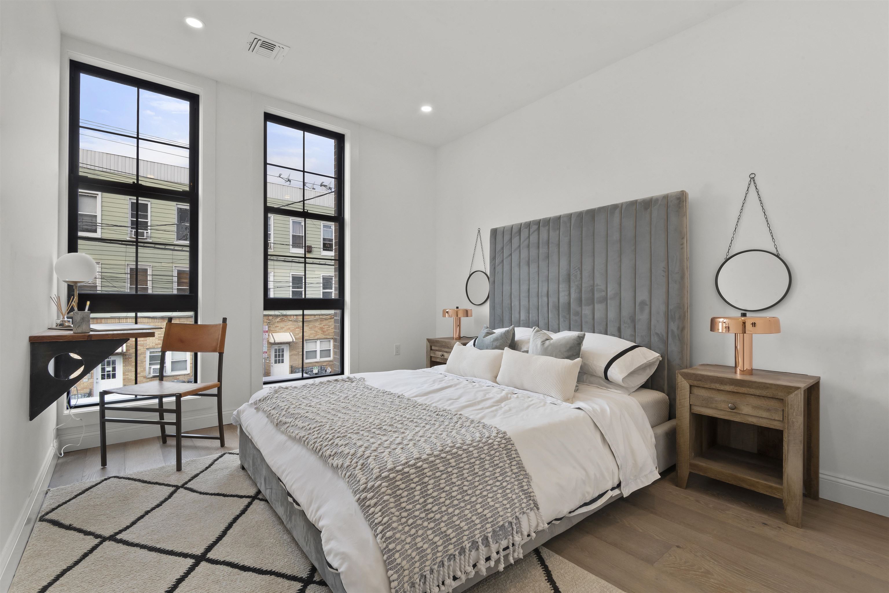 580 PALISADE AVE Unit: 404