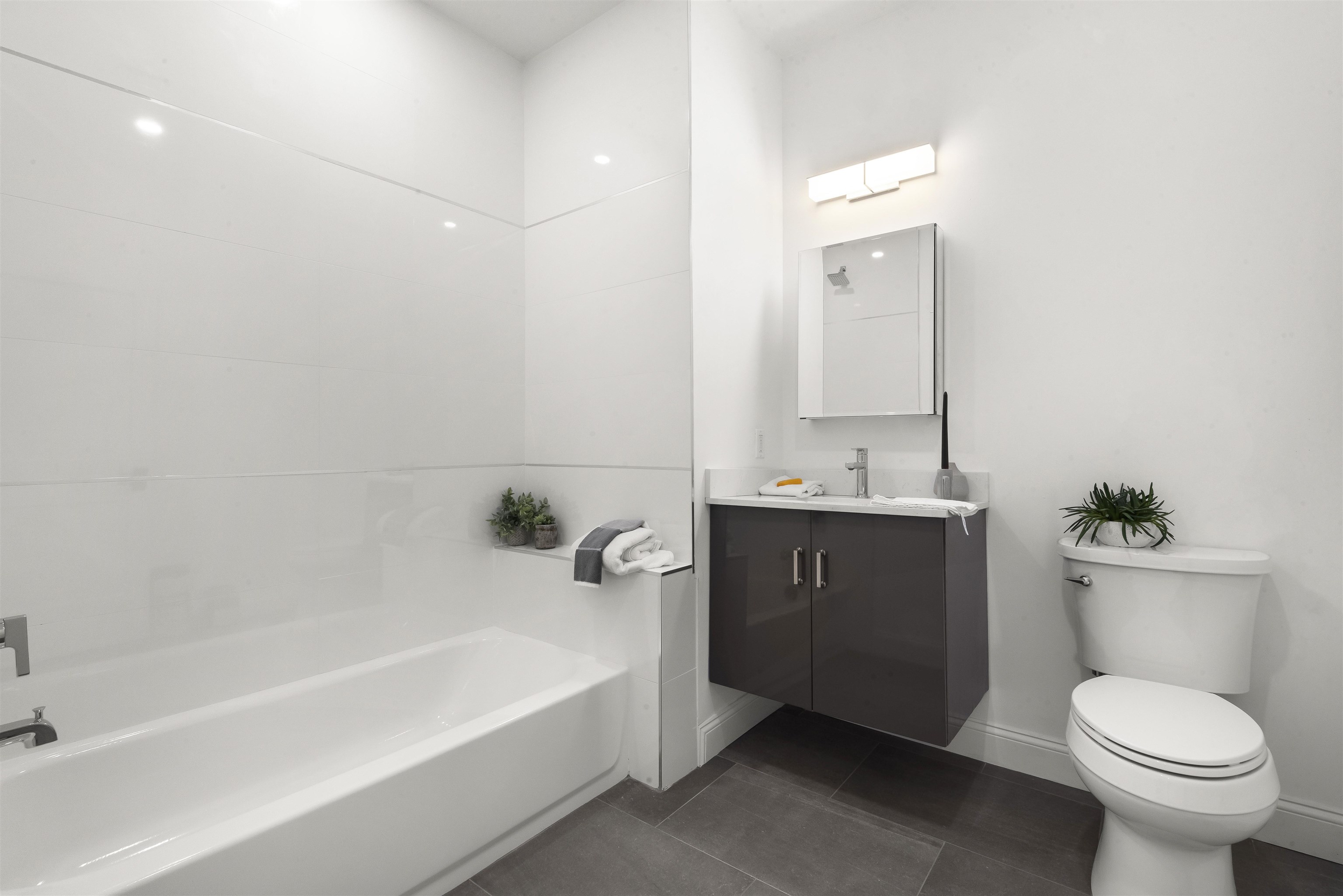 580 PALISADE AVE Unit: 404