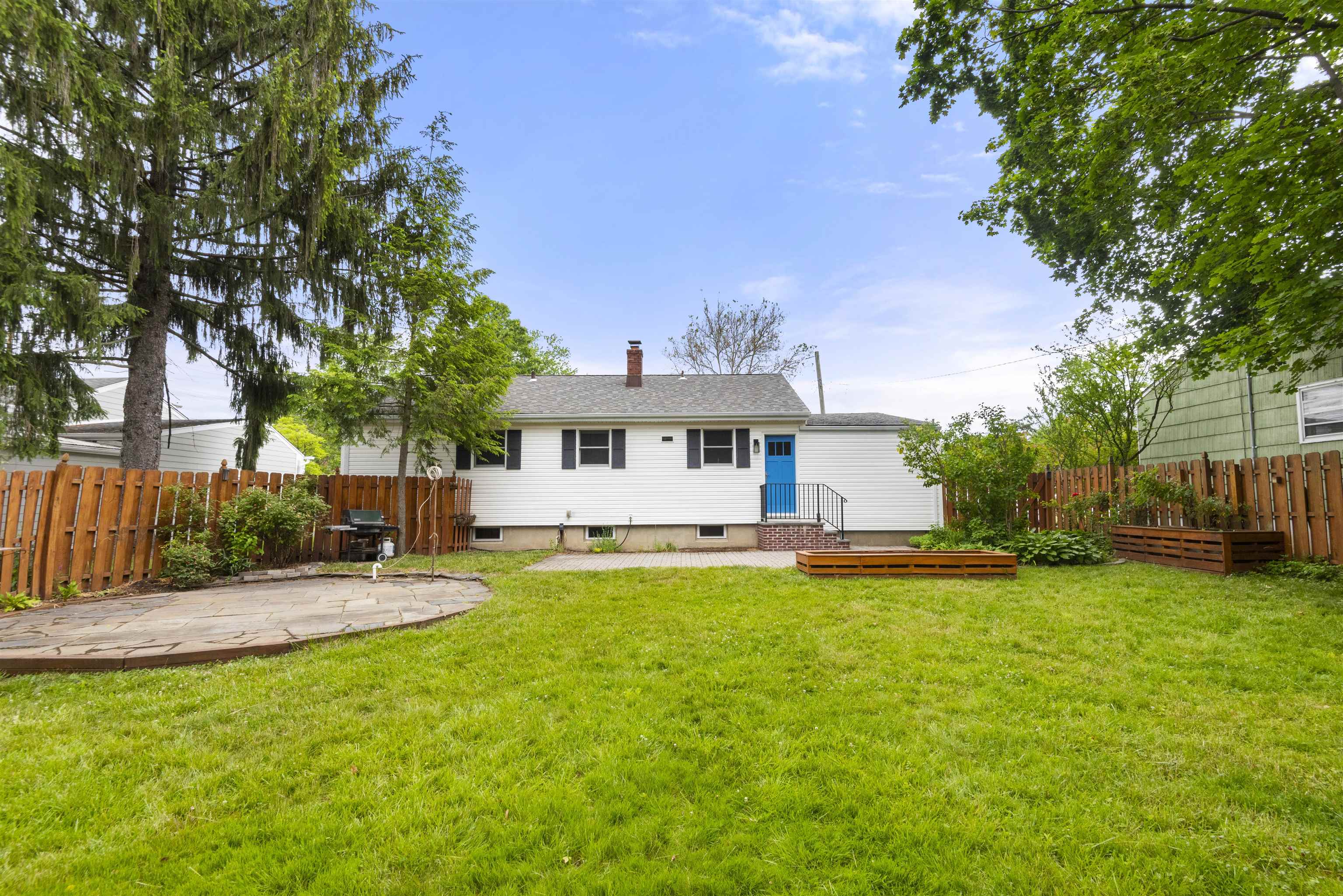 123 SWEET BRIAR LANE