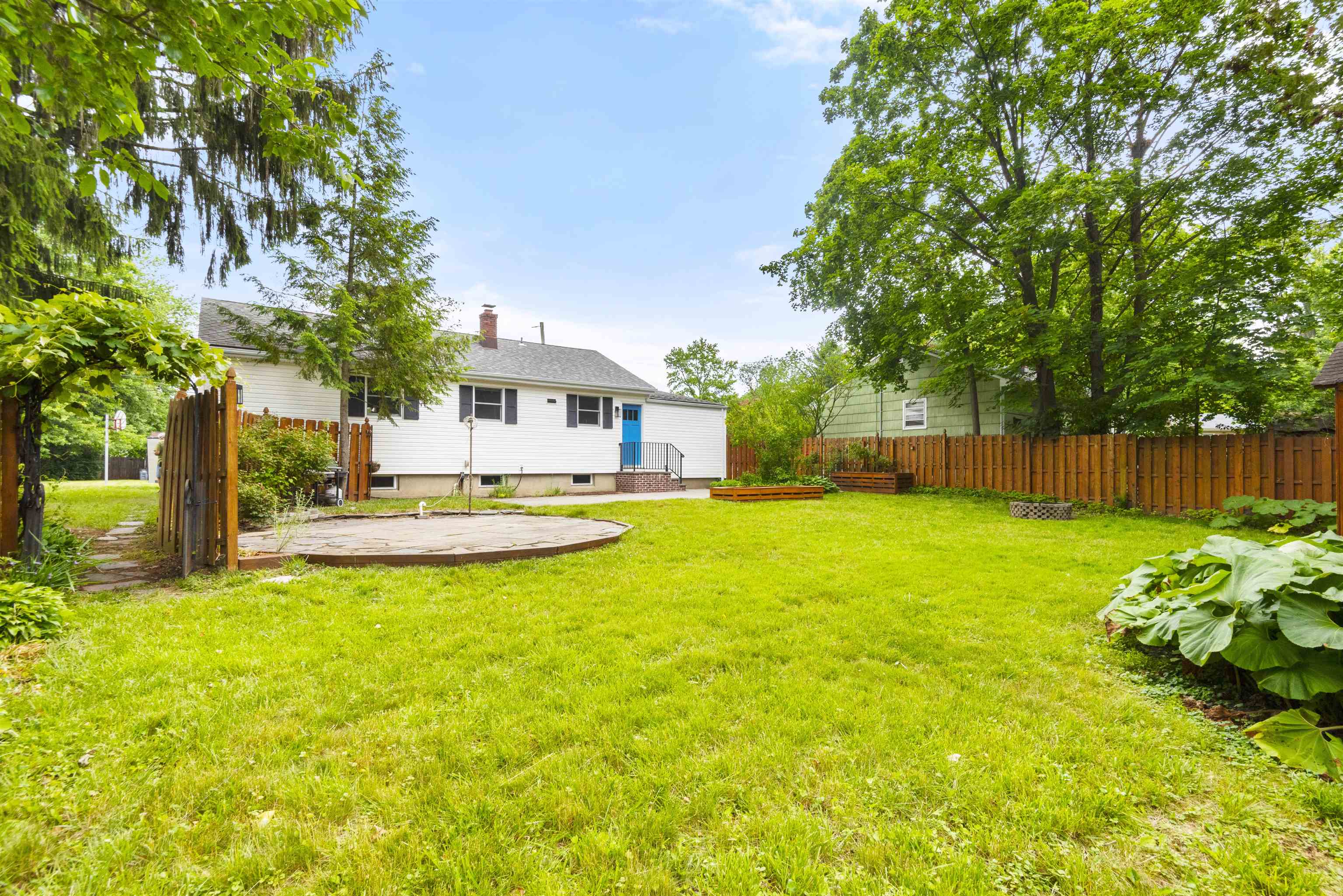 123 SWEET BRIAR LANE