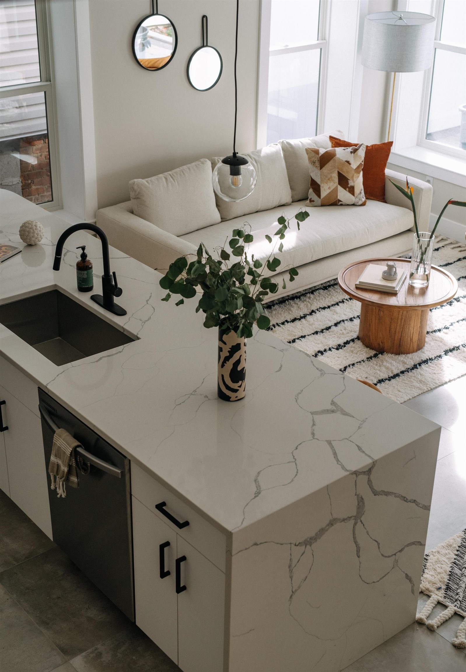 197 GRIFFITH ST Unit: 1