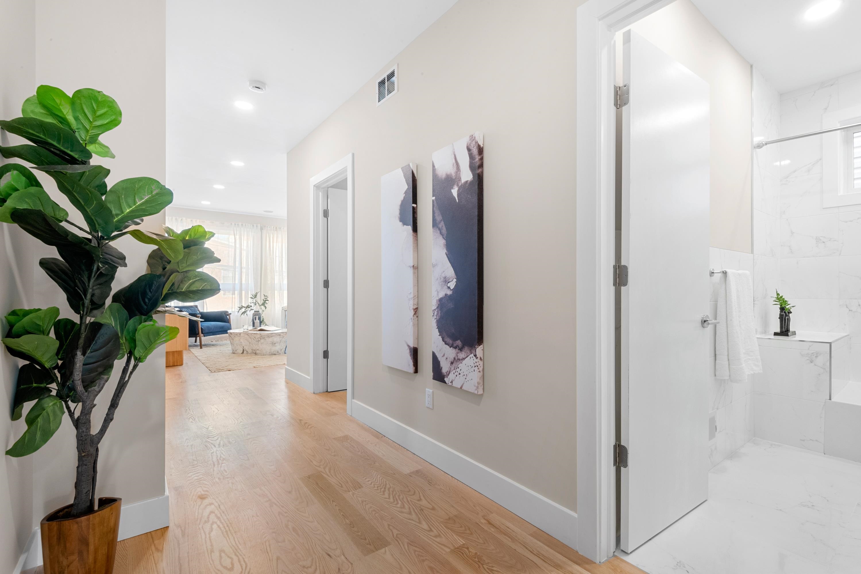 197 GRIFFITH ST Unit: 1